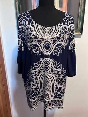 JM Collection Women’s Size XL Navy Blue Printed Design Round Neck Short Sleeve B